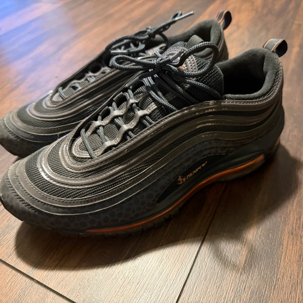 Nike Air Max 97